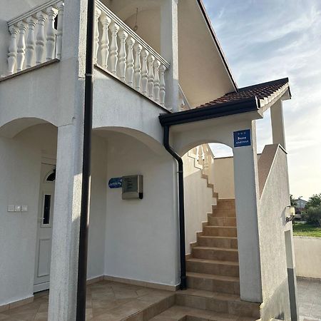 Apartmani I Soba Mia Poreč Exteriör bild